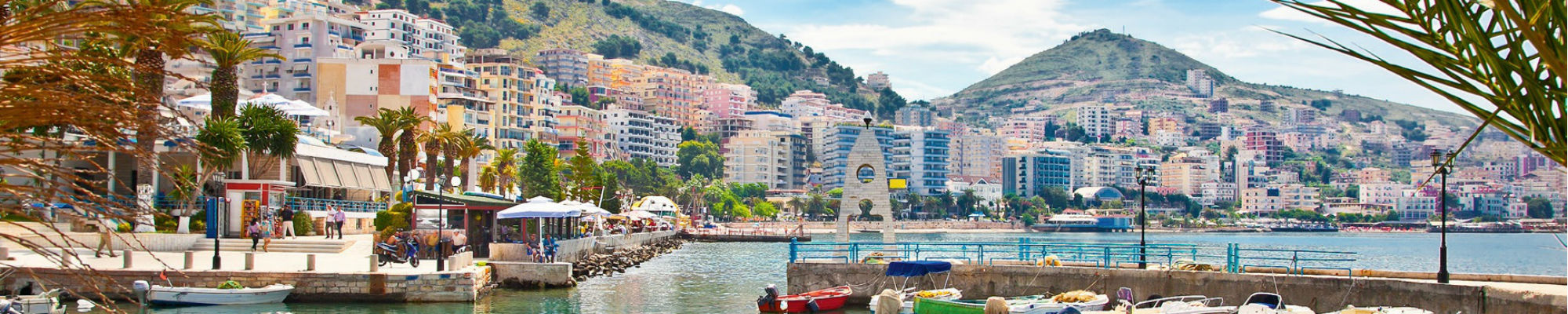 Städtchen am Meer in Albanien