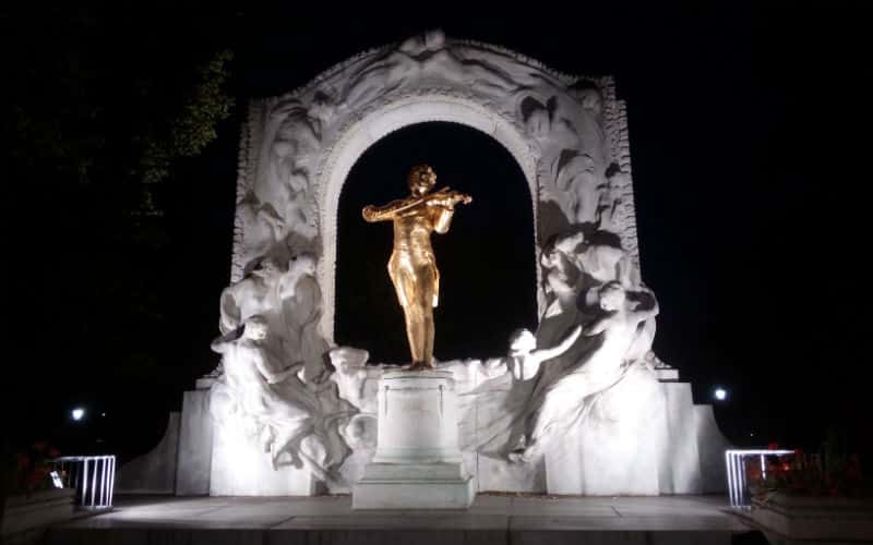 rb_snaterse_ctbuwi43 Prague, Budapest & Vienne 4