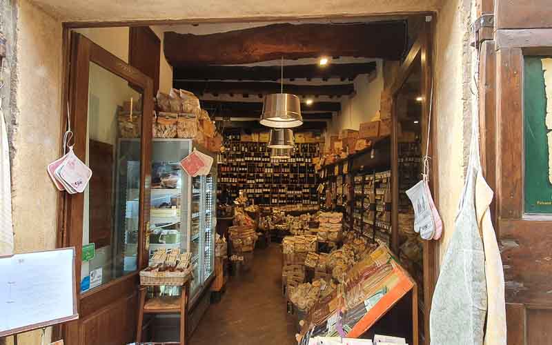 rb_stöckli_RH270-1 Weinwandern in der Südtoskana mit Silvia Stöckli 4